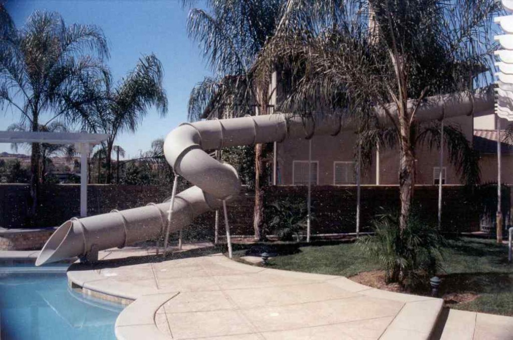 long tube pool slide