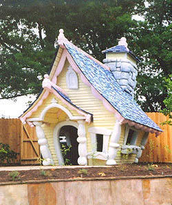 theme playground crooked house